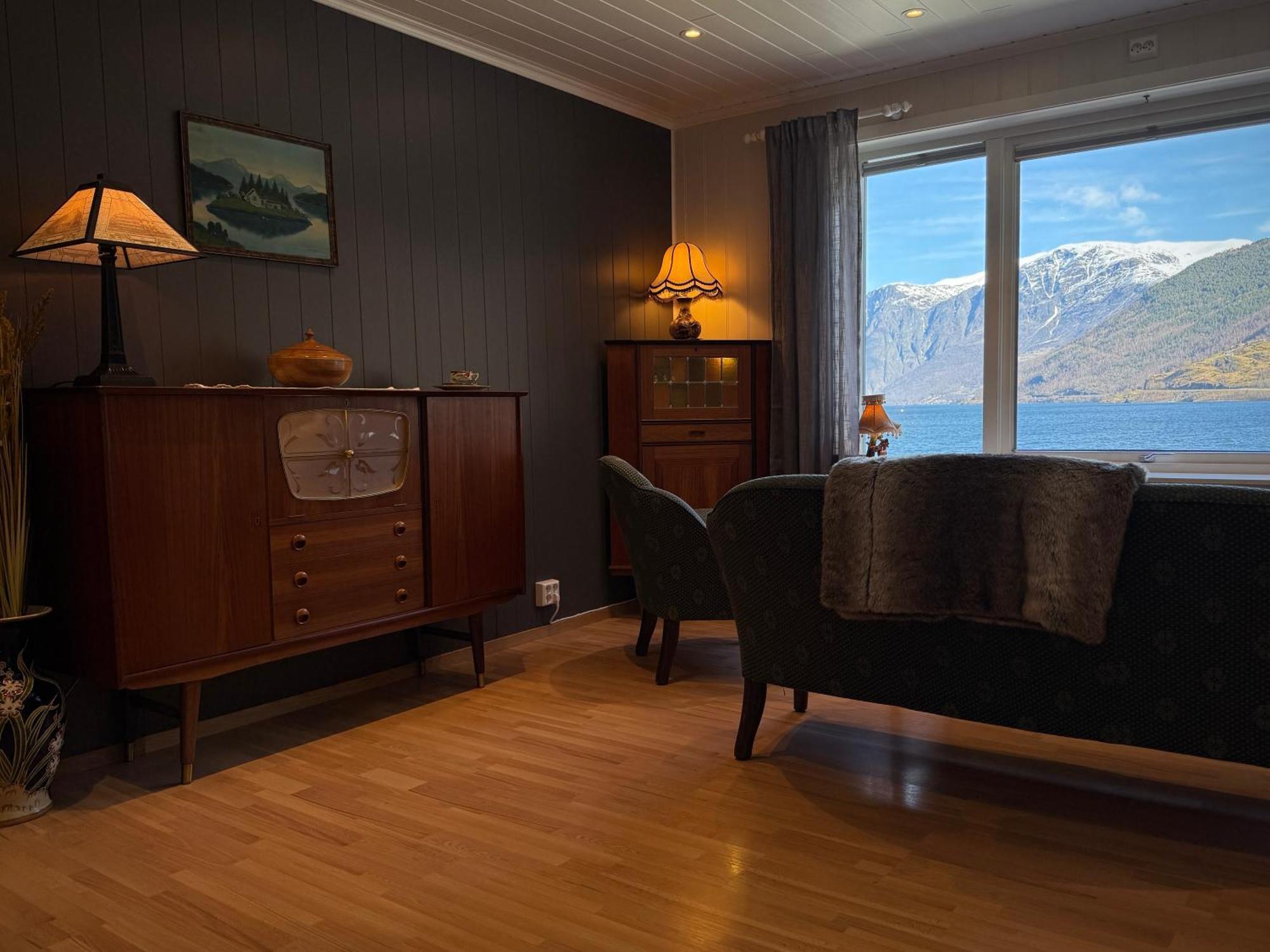 Svingen Guesthouse - Panoramic Fjord Views In Flåm Dış mekan fotoğraf